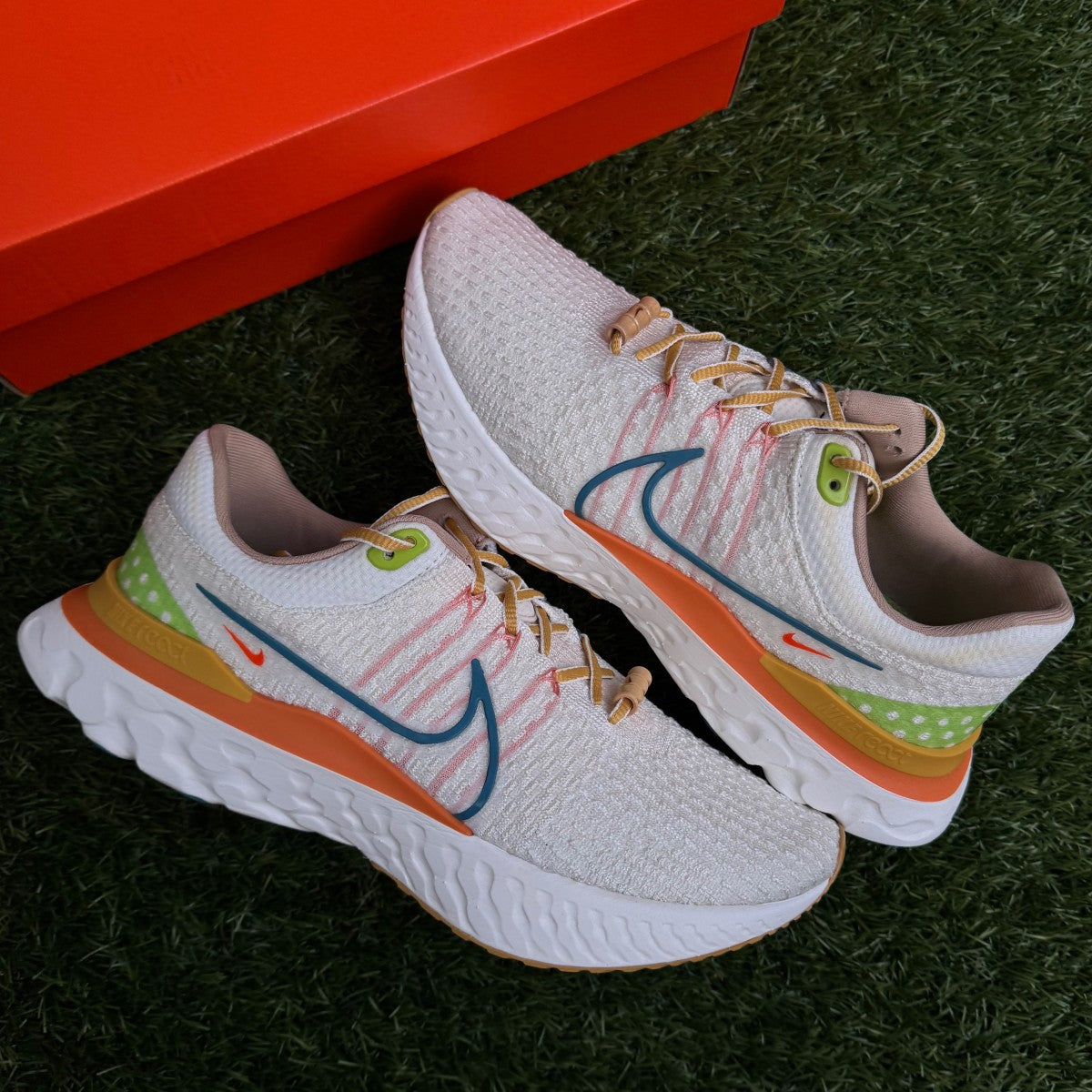 Nike React Infinity Run 3 Flyknit Sun Club Sail Hot Curry