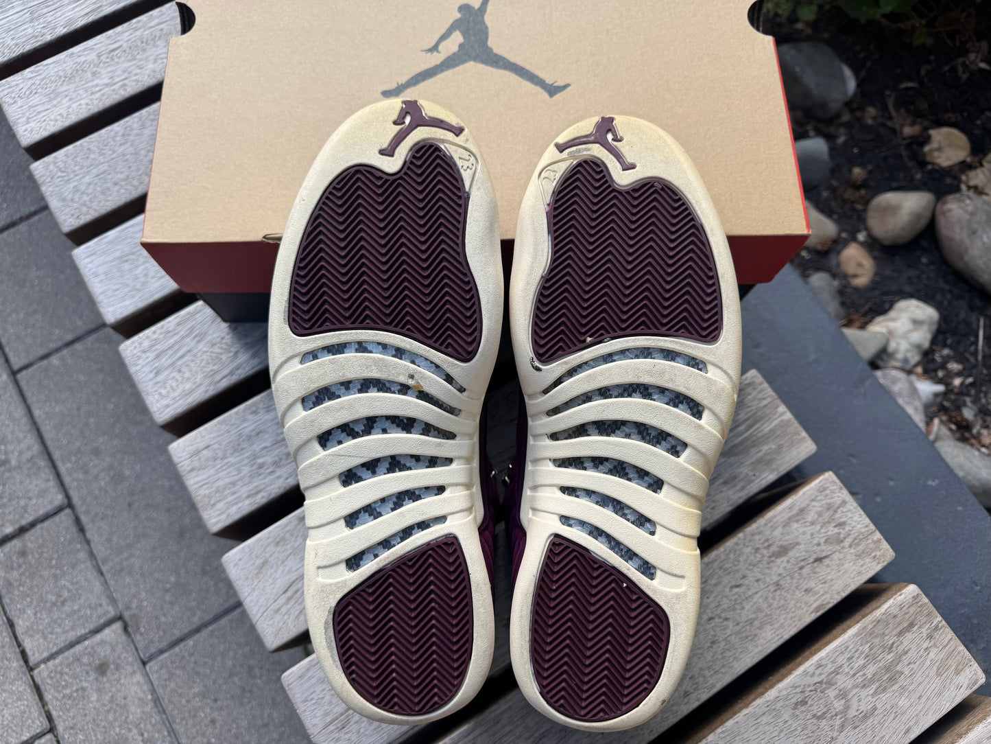 Jordan 12 Retro Bordeaux *USED*