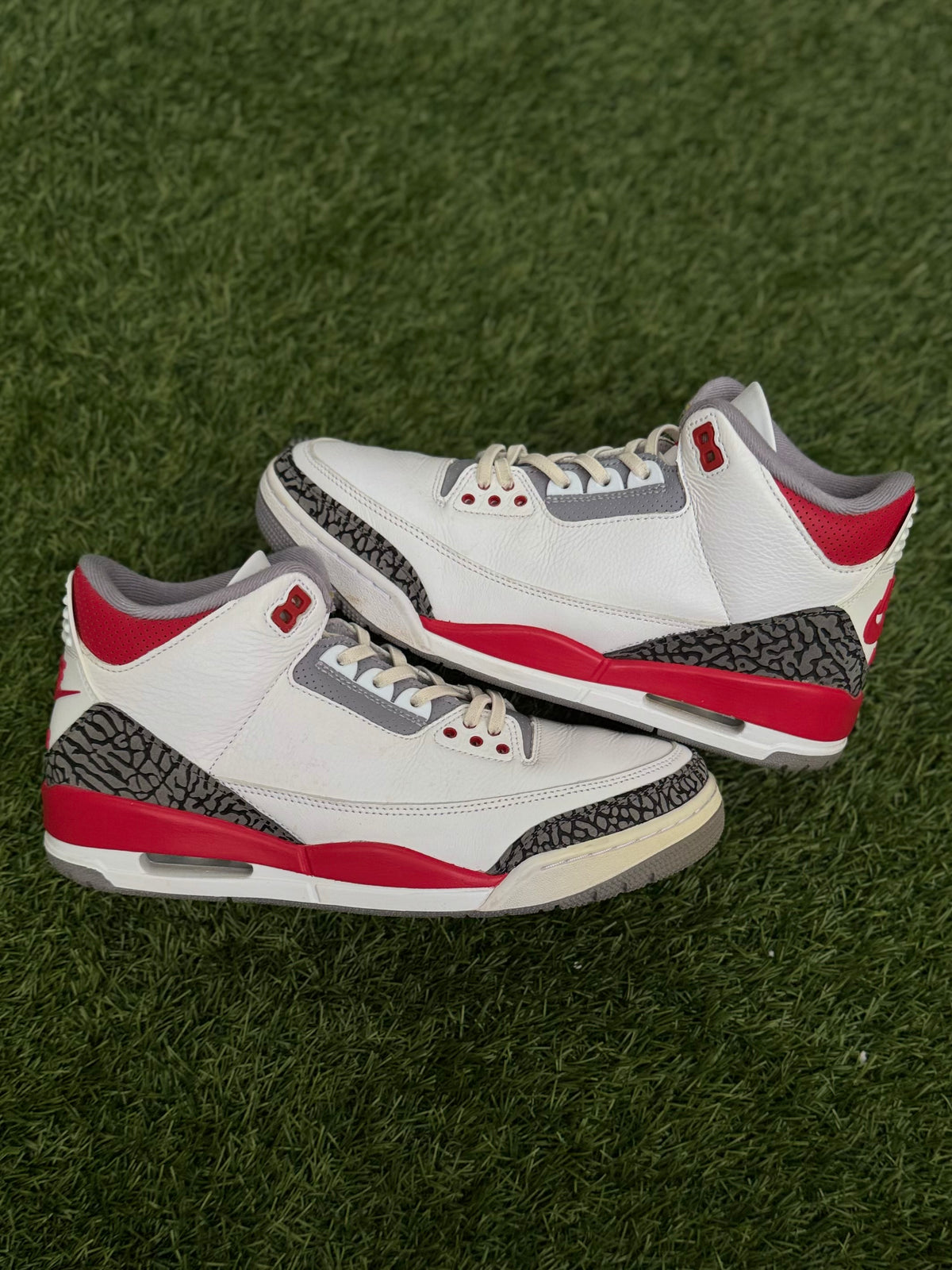 Jordan 3 Retro Fire Red (2022)