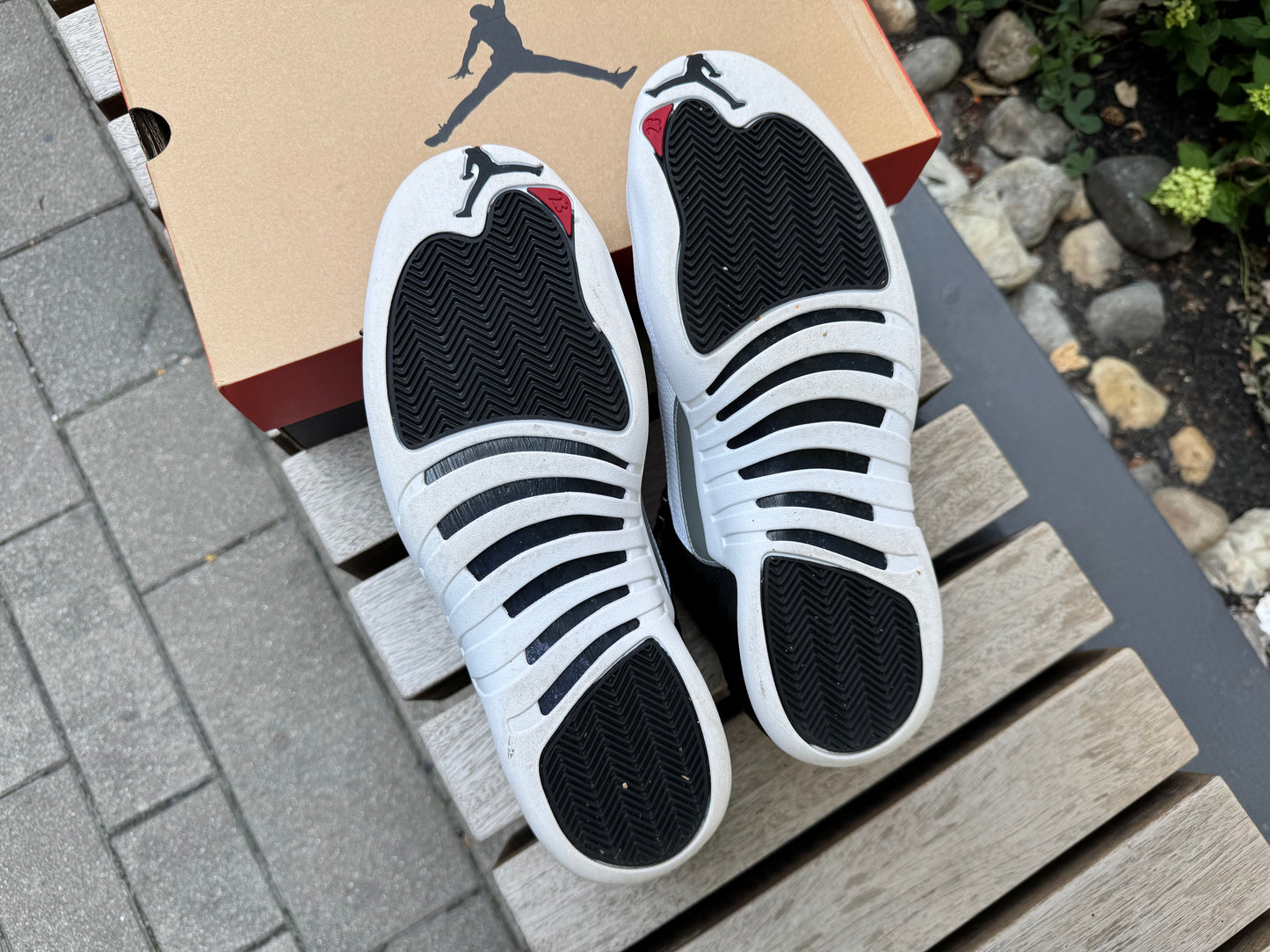 Jordan 12 Retro Playoffs (2022) *USED*