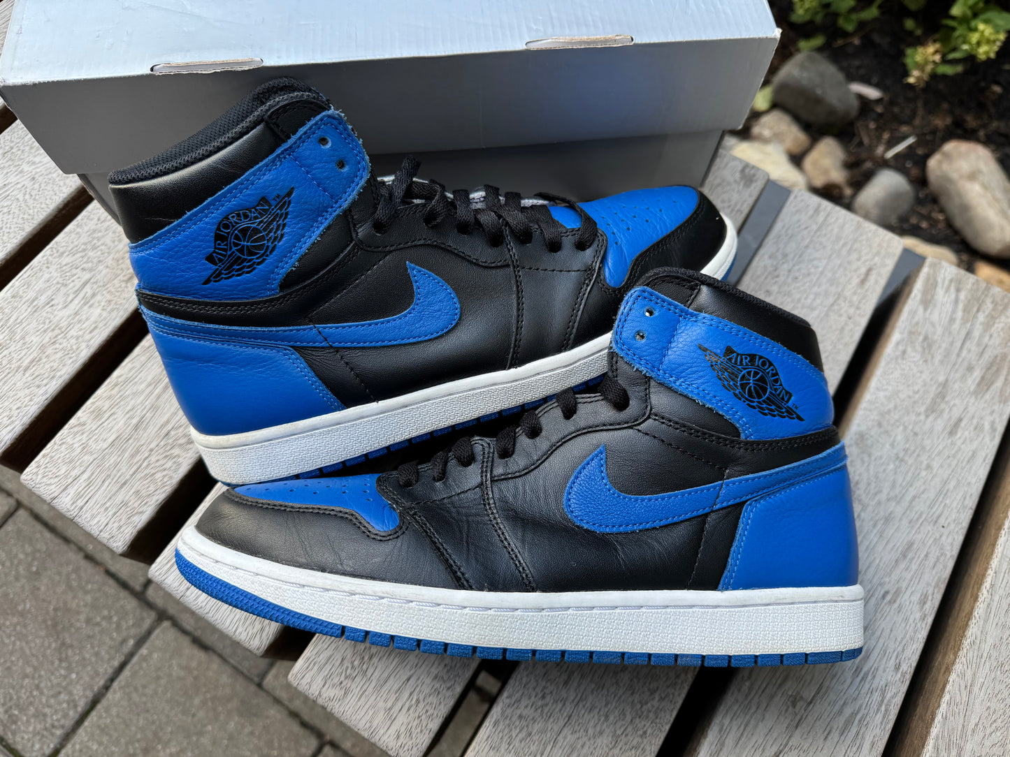 Jordan 1 Retro Royal (2017) *USED* (REP BOX)
