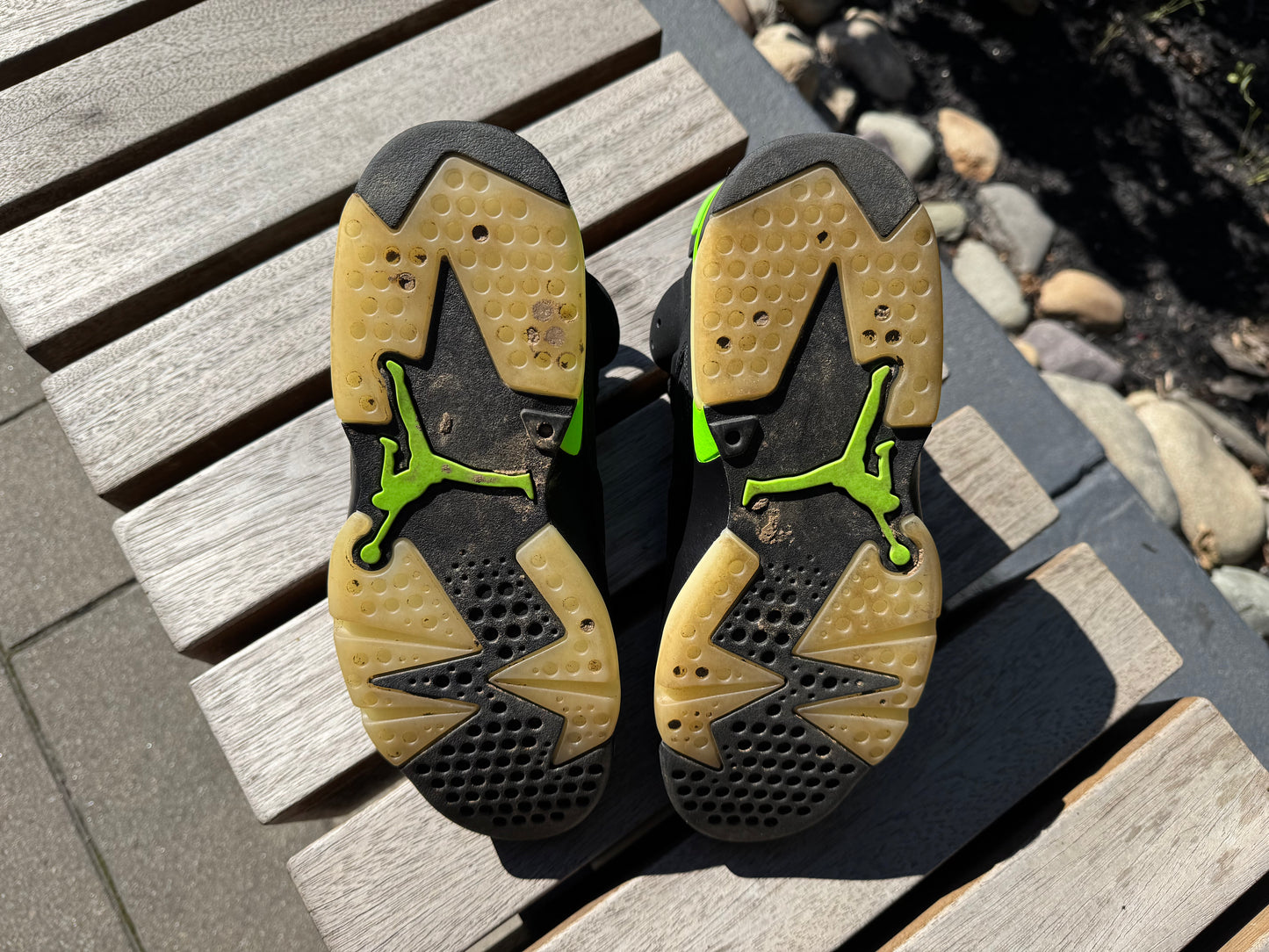 Jordan 6 Retro Electric Green *USED* (NO BOX)