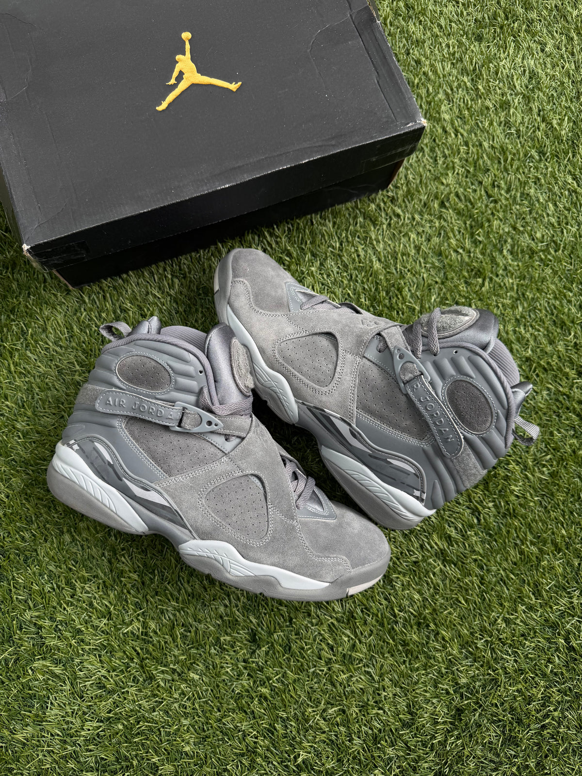 Jordan 8 Retro Cool Grey
