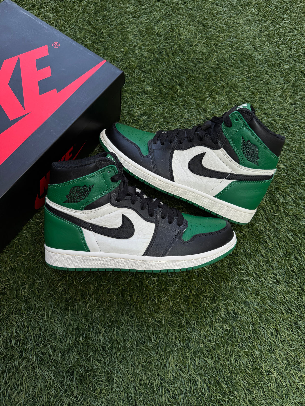 Jordan 1 Retro High Pine Green (Pre-Owned)