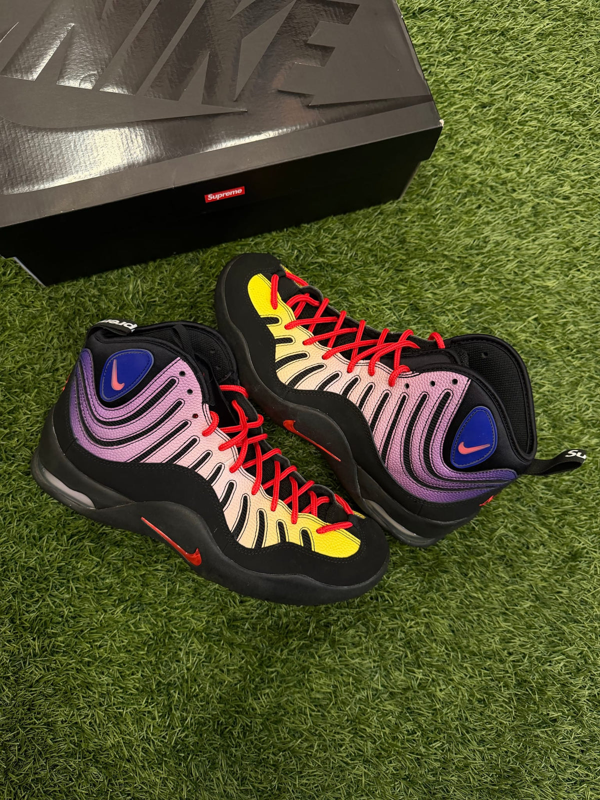 Nike Air Bakin SP Supreme Black Gradient