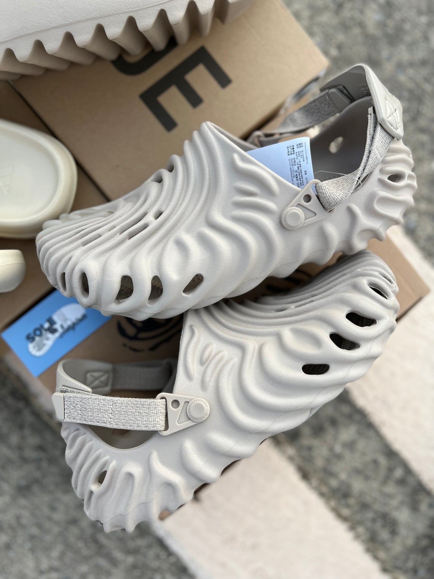 Salehe Bembury Crocs “Horchata” (GS)