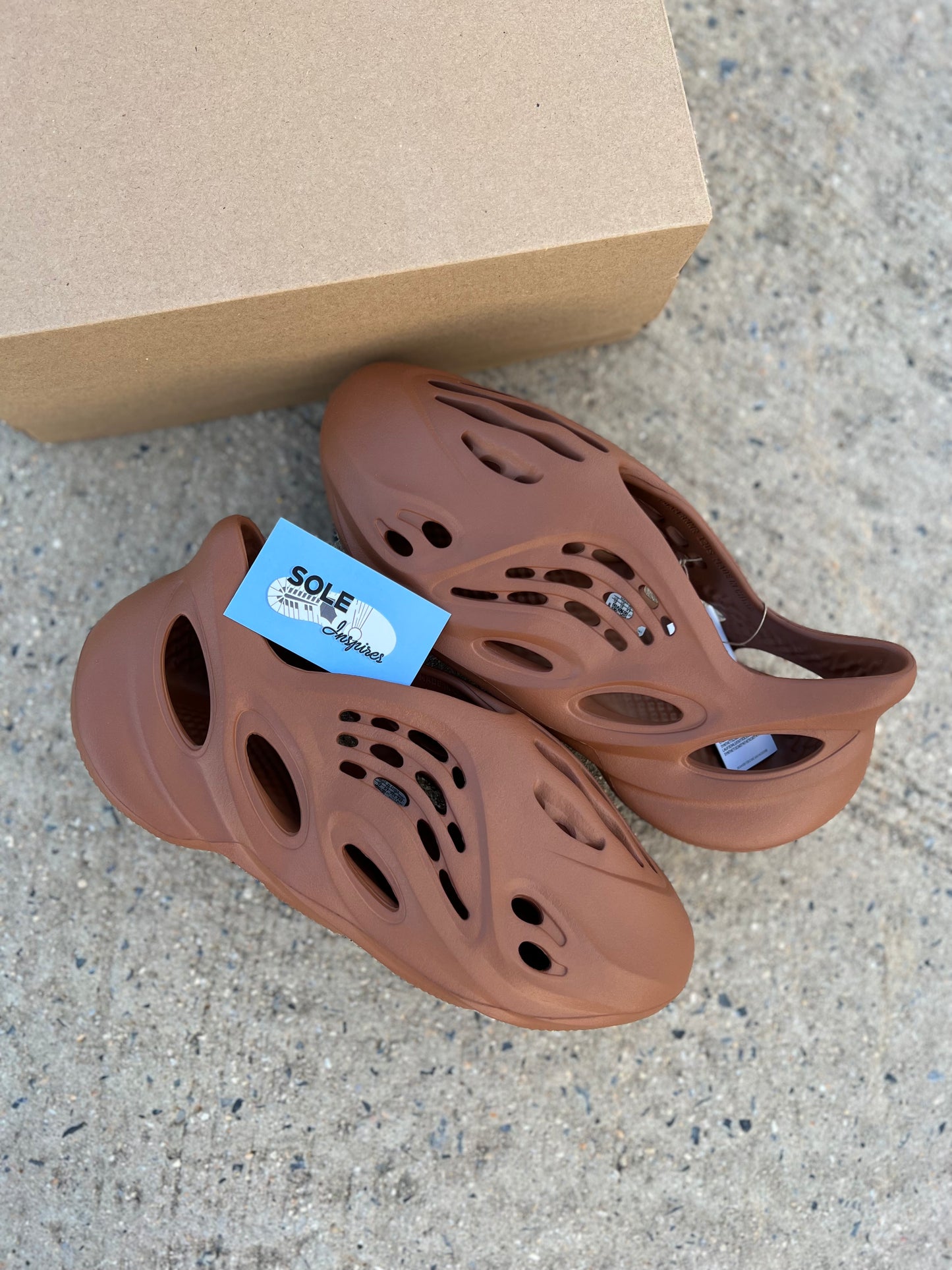 Adidas Yeezy Foam Runner “Red Clay”
