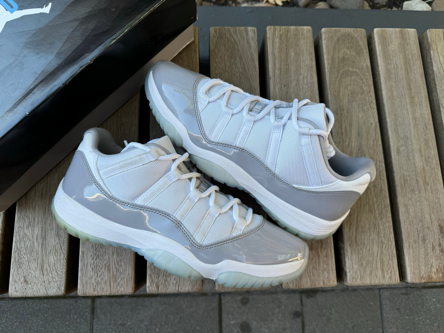 Jordan 11 Retro Low "Cement Grey" *USED*