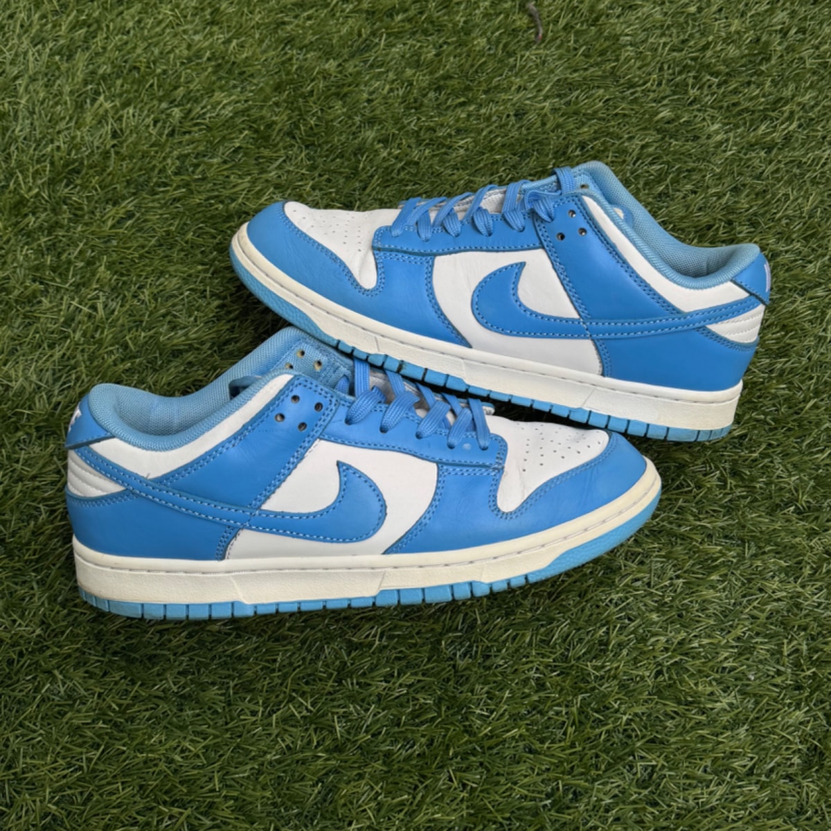 Nike Dunk Low UNC (2021)