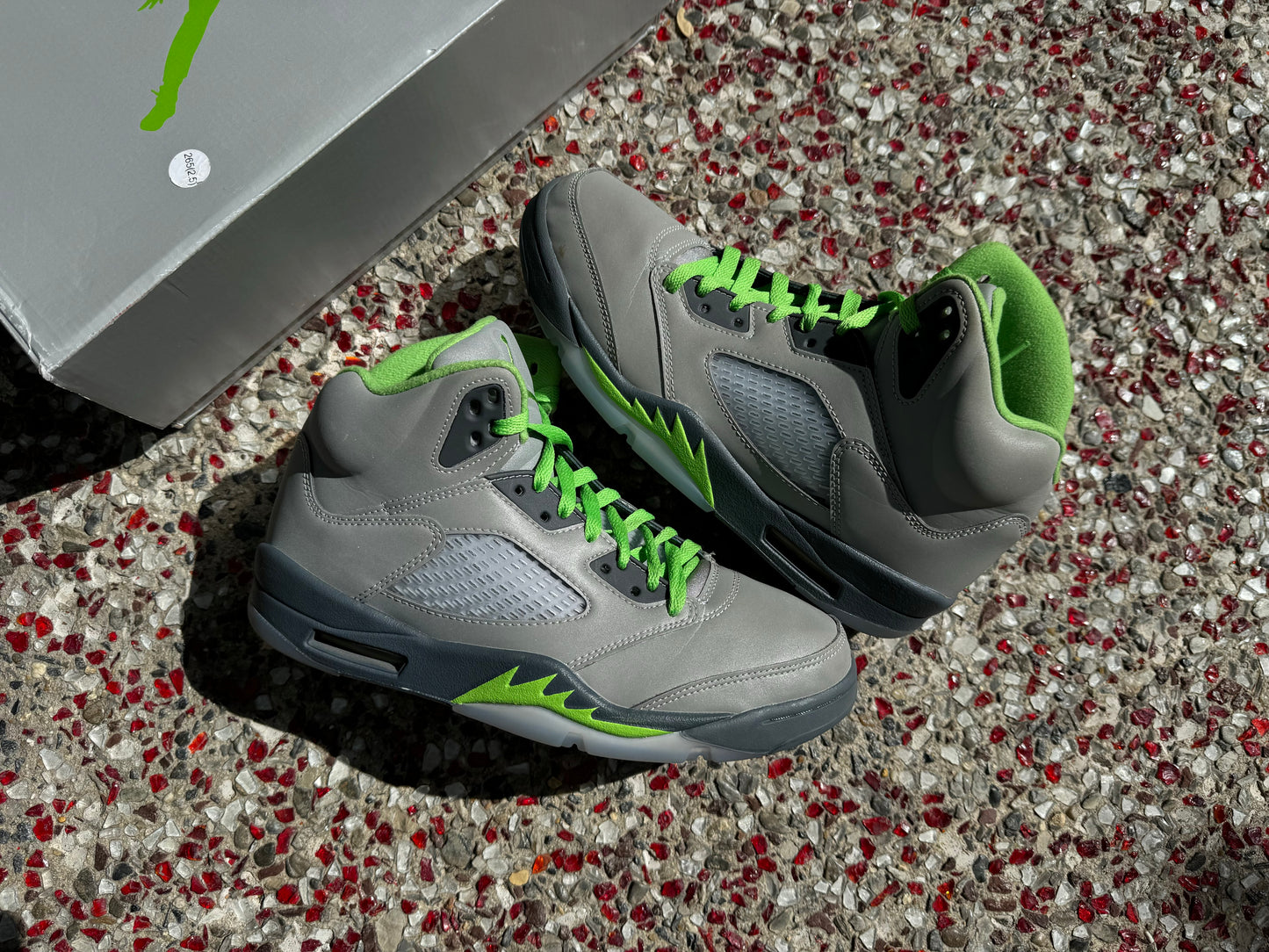 Jordan 5 Retro Green Bean (2022) *USED*