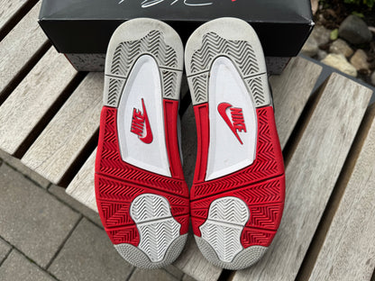 Jordan 4 Retro Fire Red (2020) *USED*