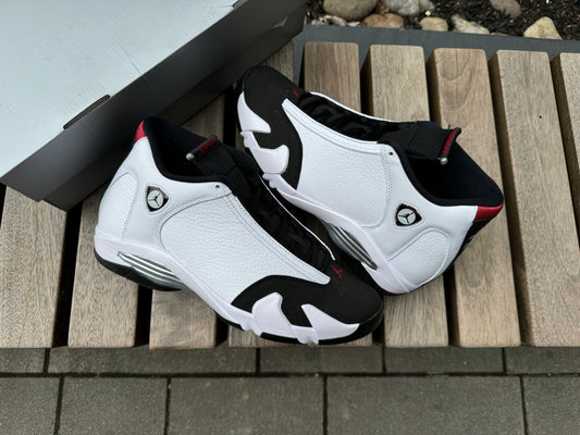 Jordan 14 Retro Black Toe (2024) *USED*