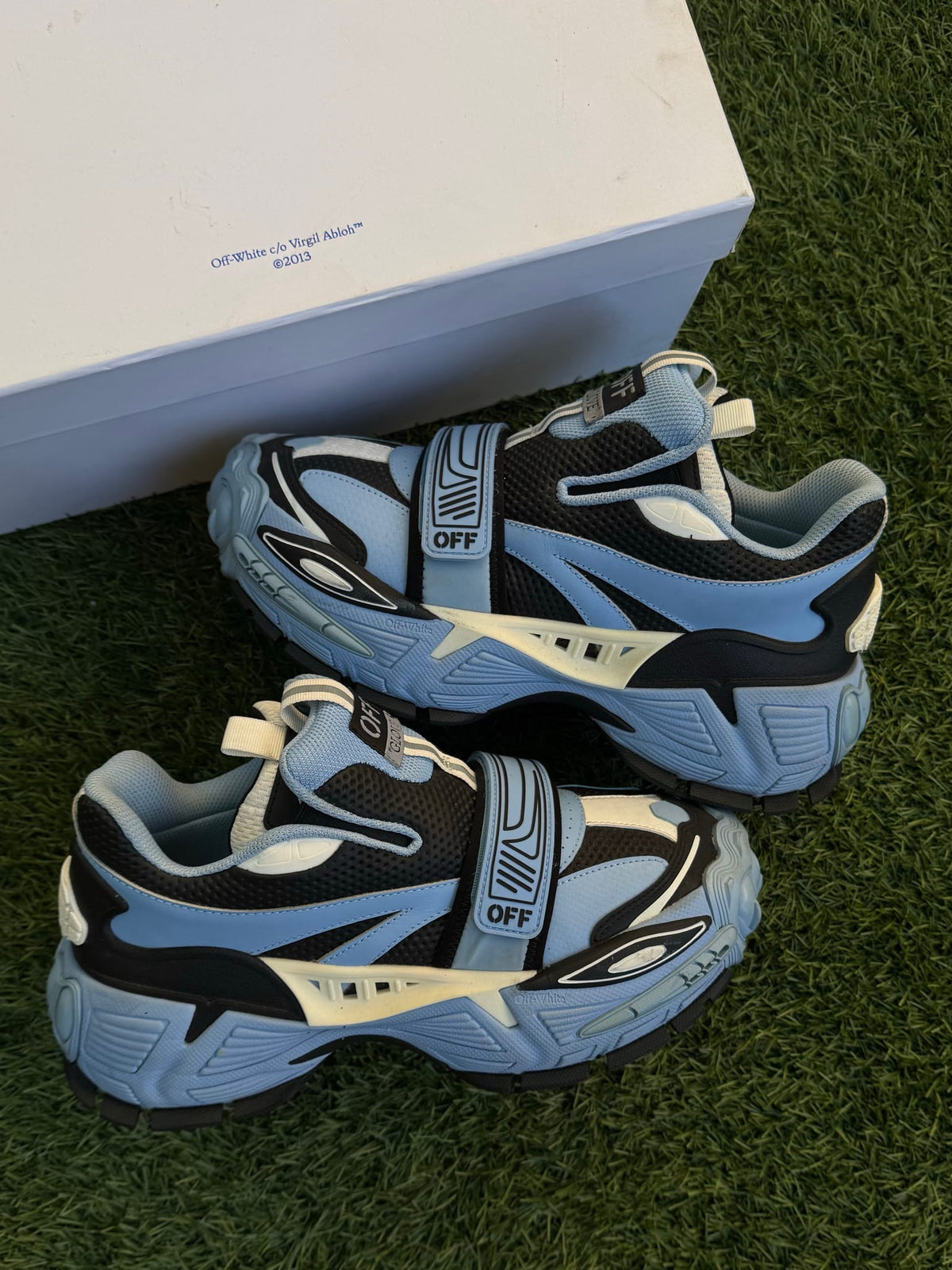 Off-White Glove Slip-On Sneaker