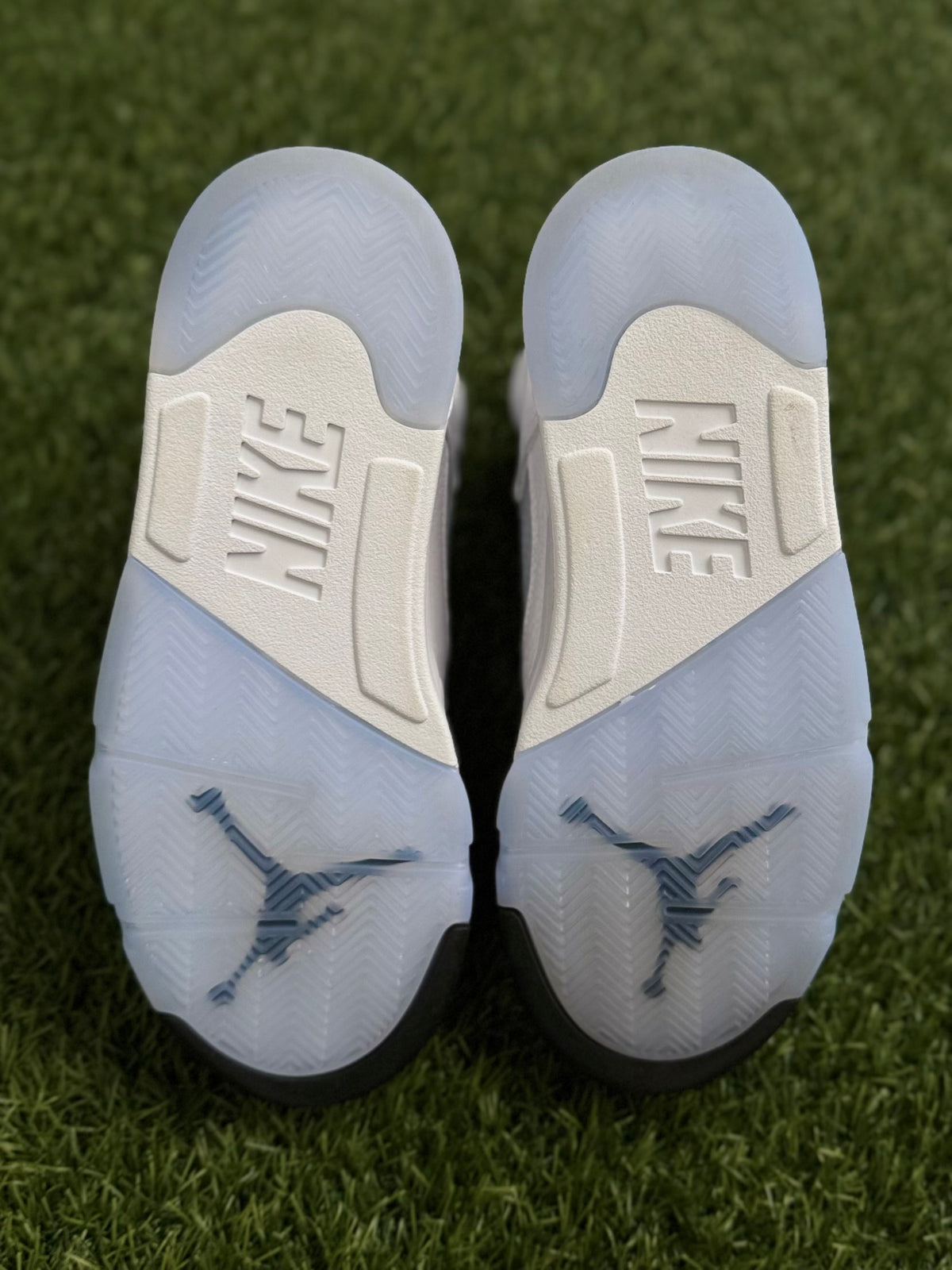 Jordan 5 Retro White Metallic (2026)