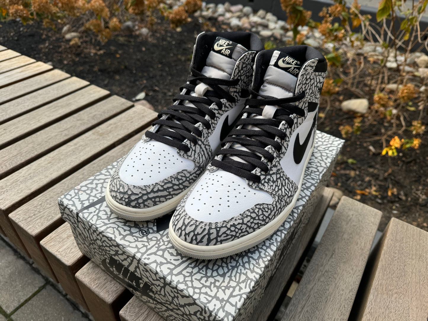 Jordan 1 Retro High OG White Cement *USED*