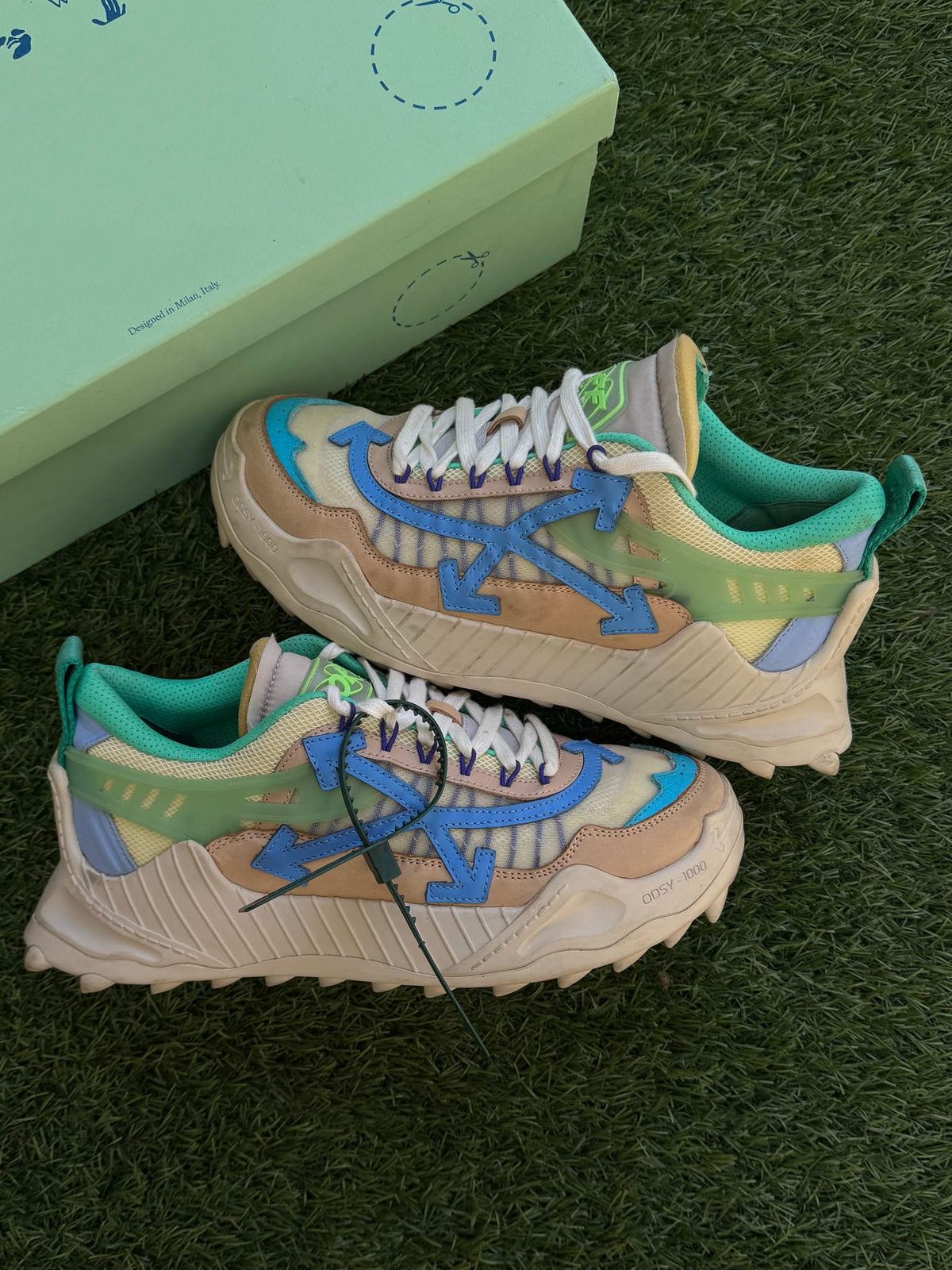 Off-White ODSY-1000 'Bone Pastel Blue'