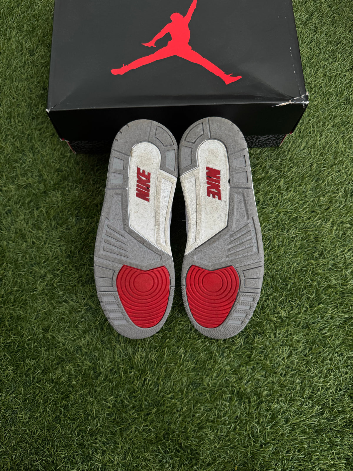 Jordan 3 Retro Fire Red (2022)