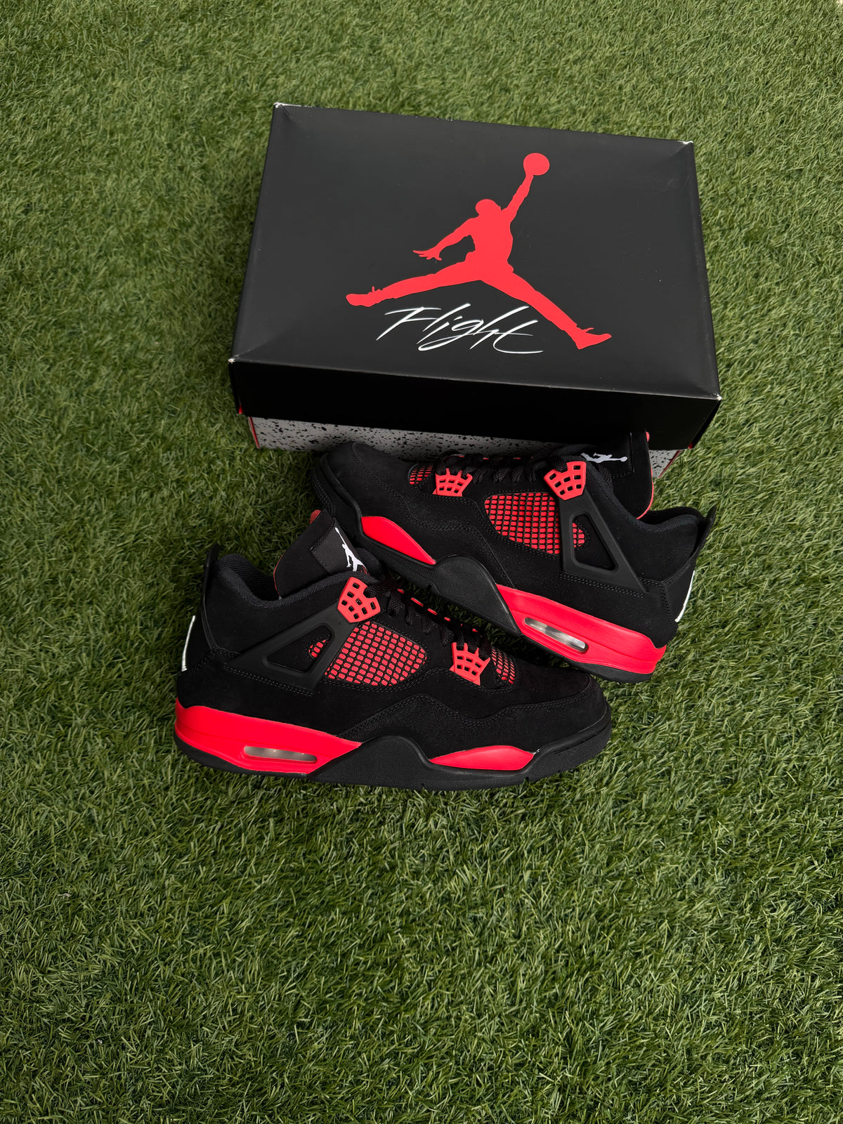 Jordan 4 Retro Red Thunder