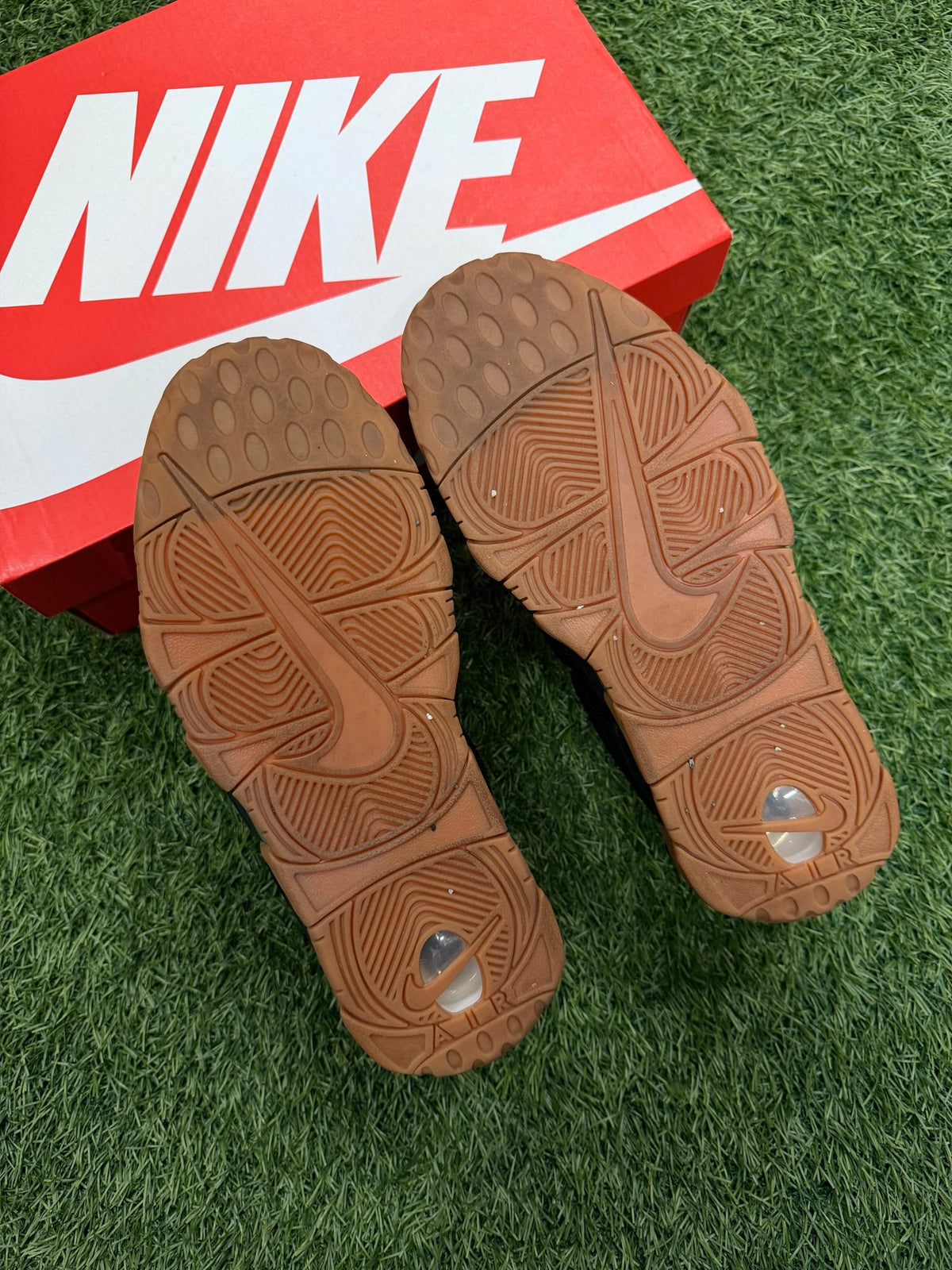 Nike Air More Uptempo Low Black Gum