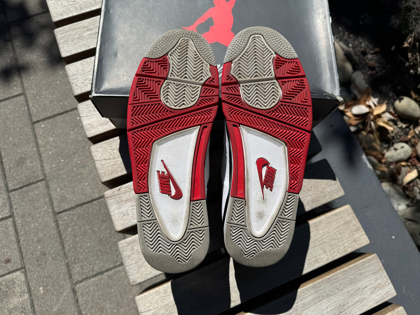 Jordan 4 Retro Fire Red (2020) *USED*