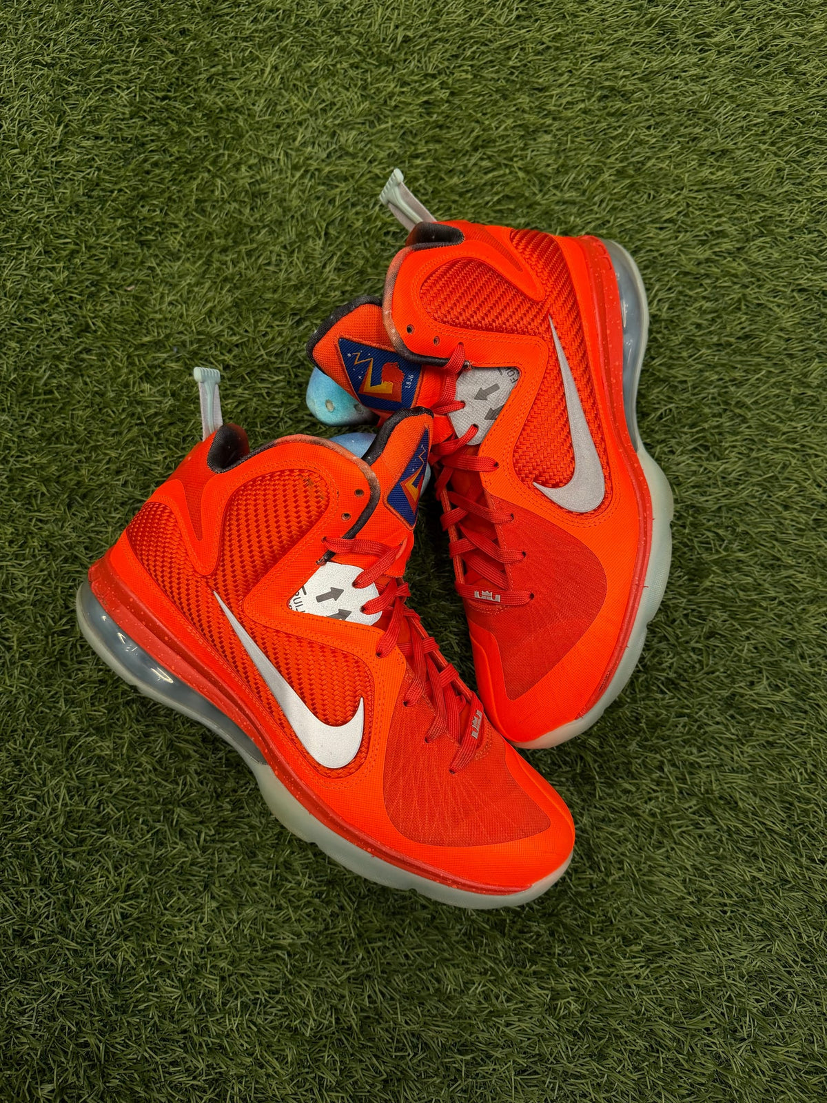 Nike LeBron 9 Big Bang (2022)
