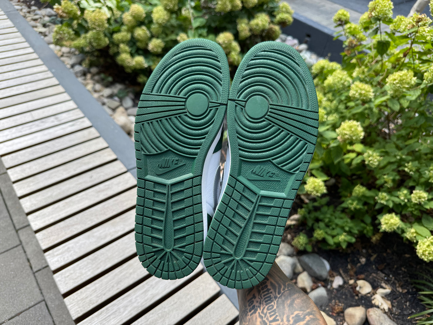 Jordan 1 Retro High OG Gorge Green *USED* (NO BOX)
