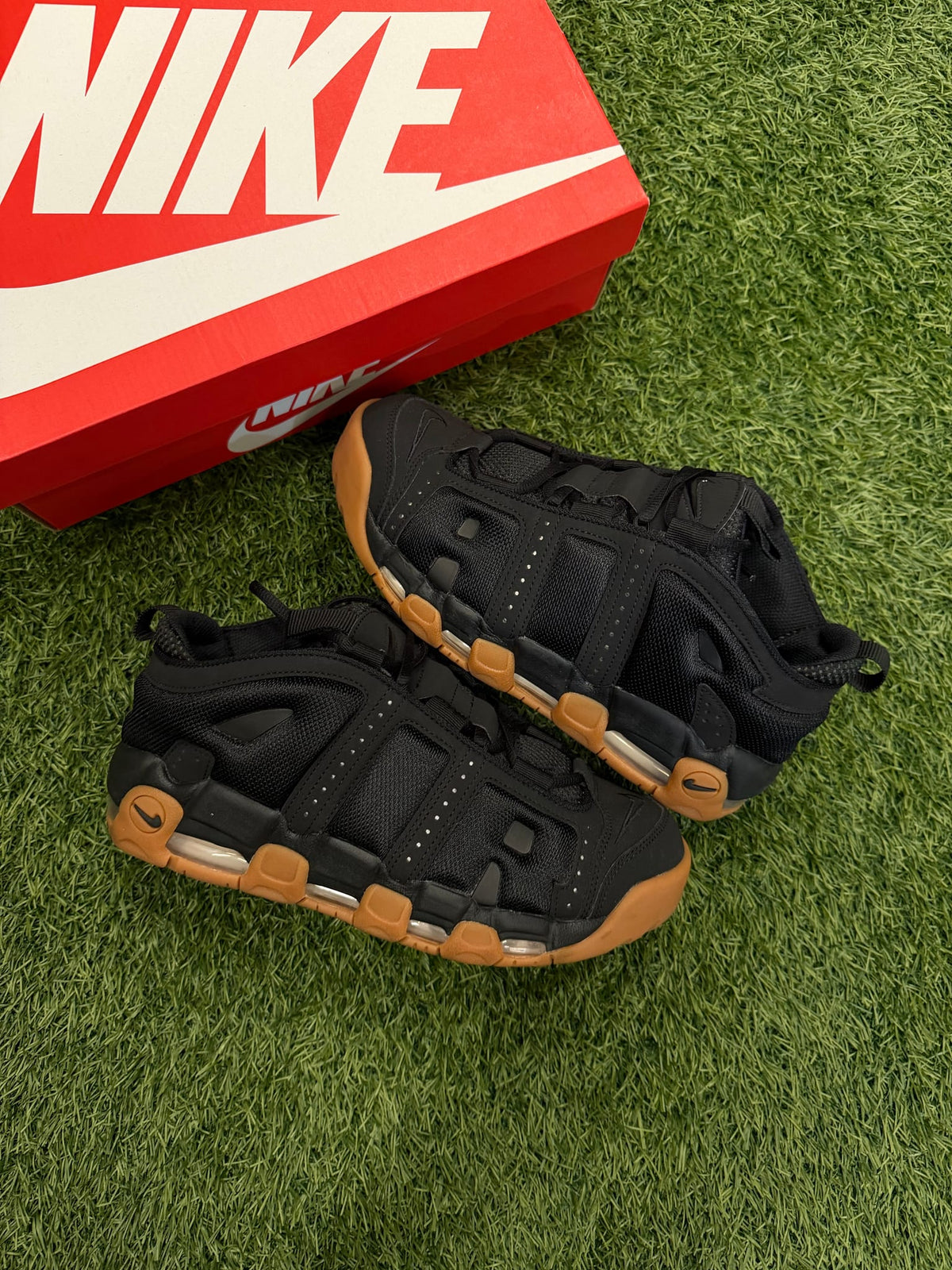 Nike Air More Uptempo Low Black Gum