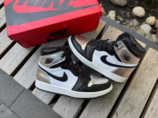 Jordan 1 Retro High Silver Toe (Women's) *USED*