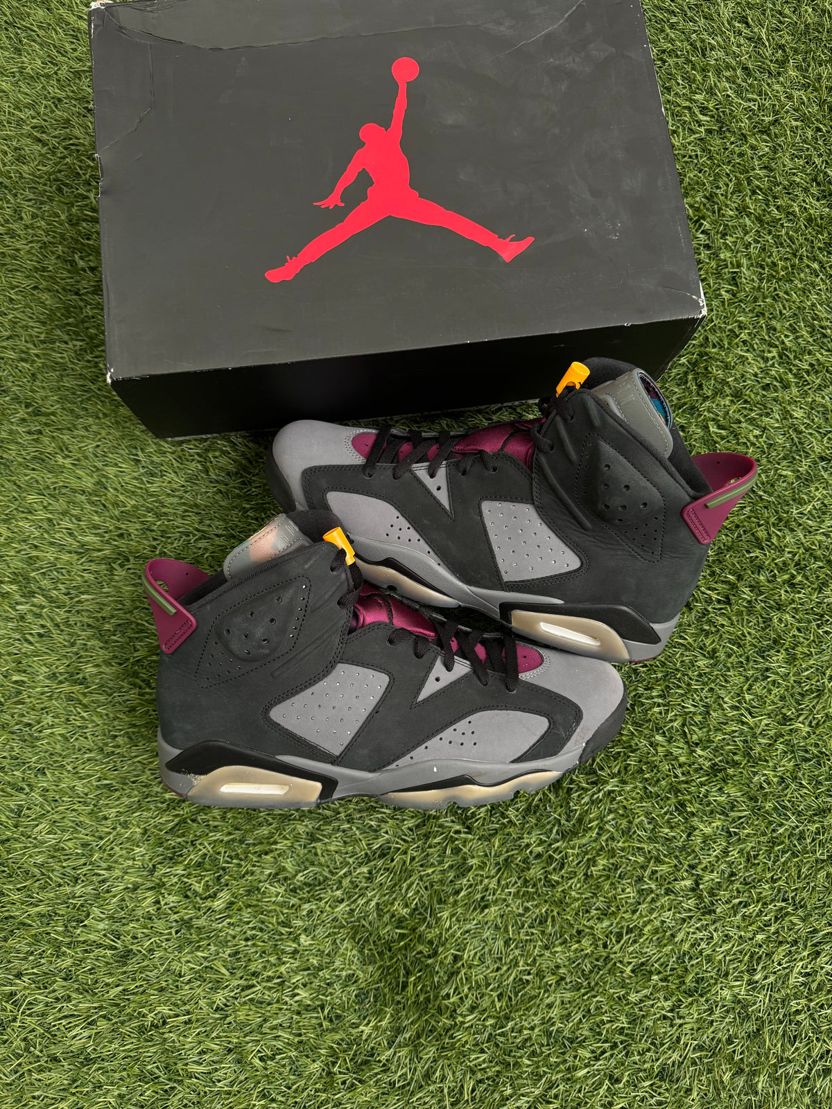 Jordan 6 Retro Bordeaux