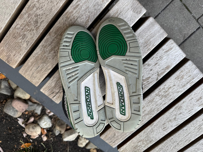 Jordan 3 Retro Pine Green *USED* (NO BOX)