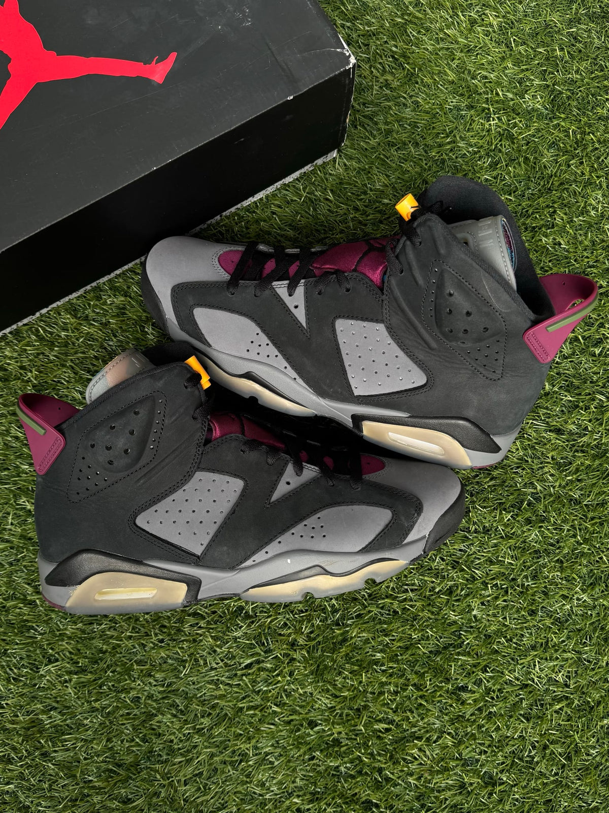 Jordan 6 Retro Bordeaux
