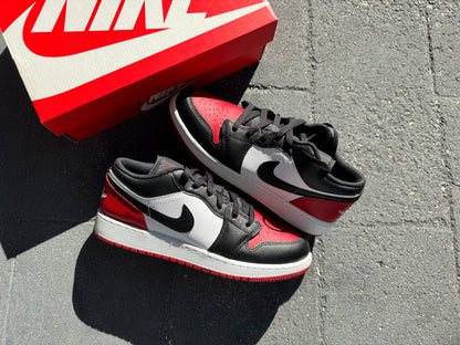 Jordan 1 Low Bred Toe 2.0 (GS) *USED* (REP BOX)