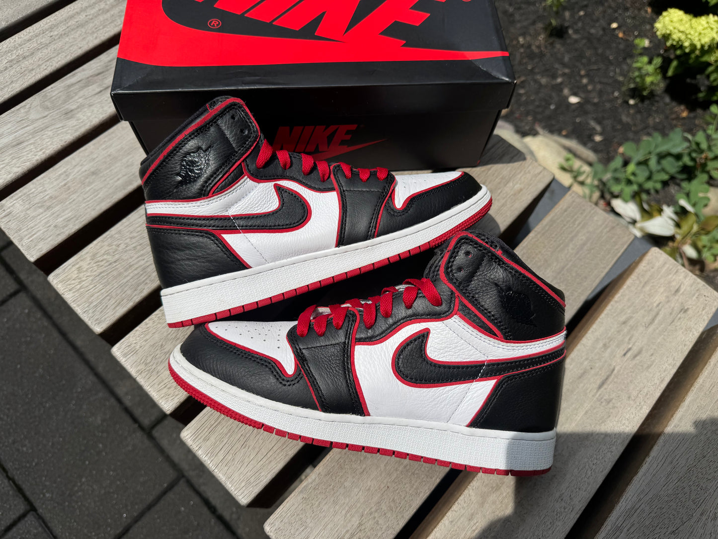 Jordan 1 Retro High Bloodline (GS) *USED*