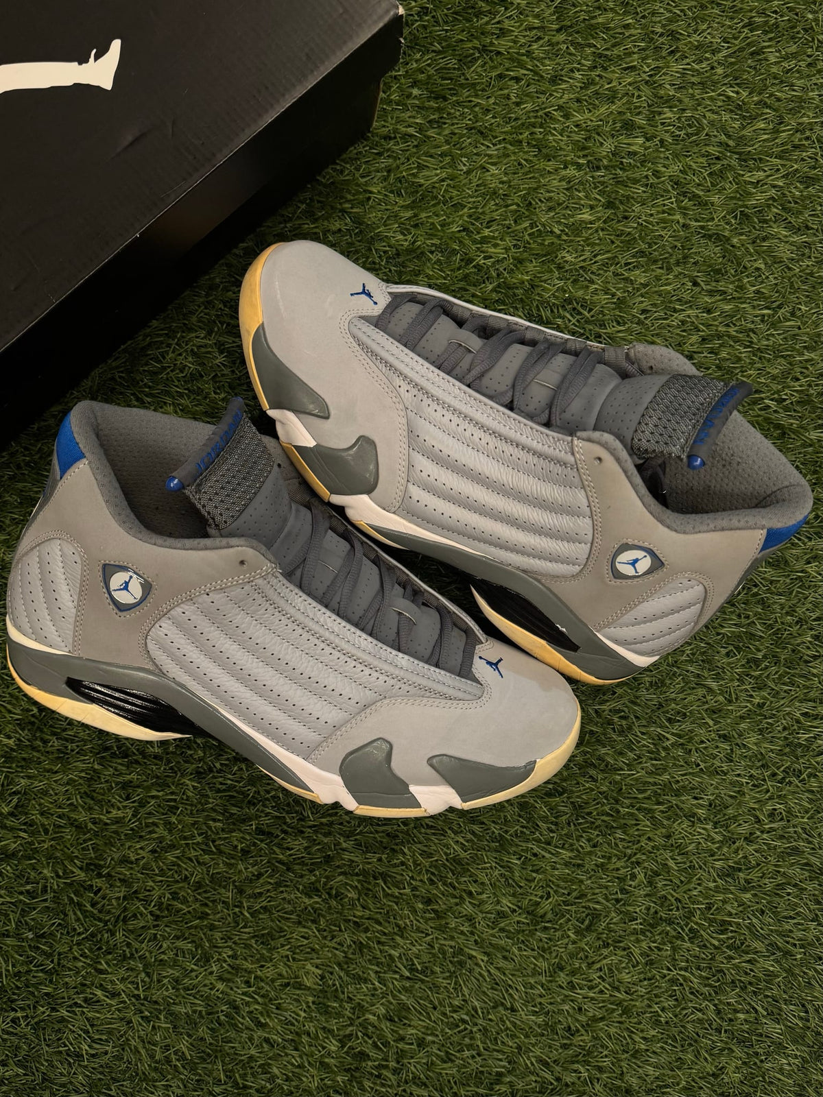 Jordan 14 Retro Wolf Grey