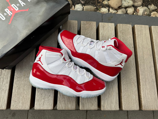 Jordan 11 Retro Cherry (2022) *USED*