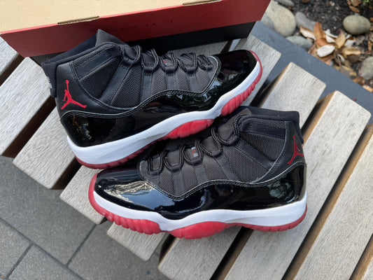 Jordan 11 Retro Playoffs Bred (2019) *USED*