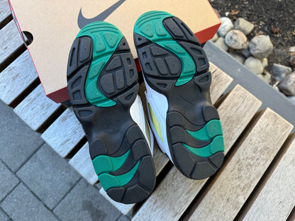Nike Air Diamond Turf Emerald *USED*