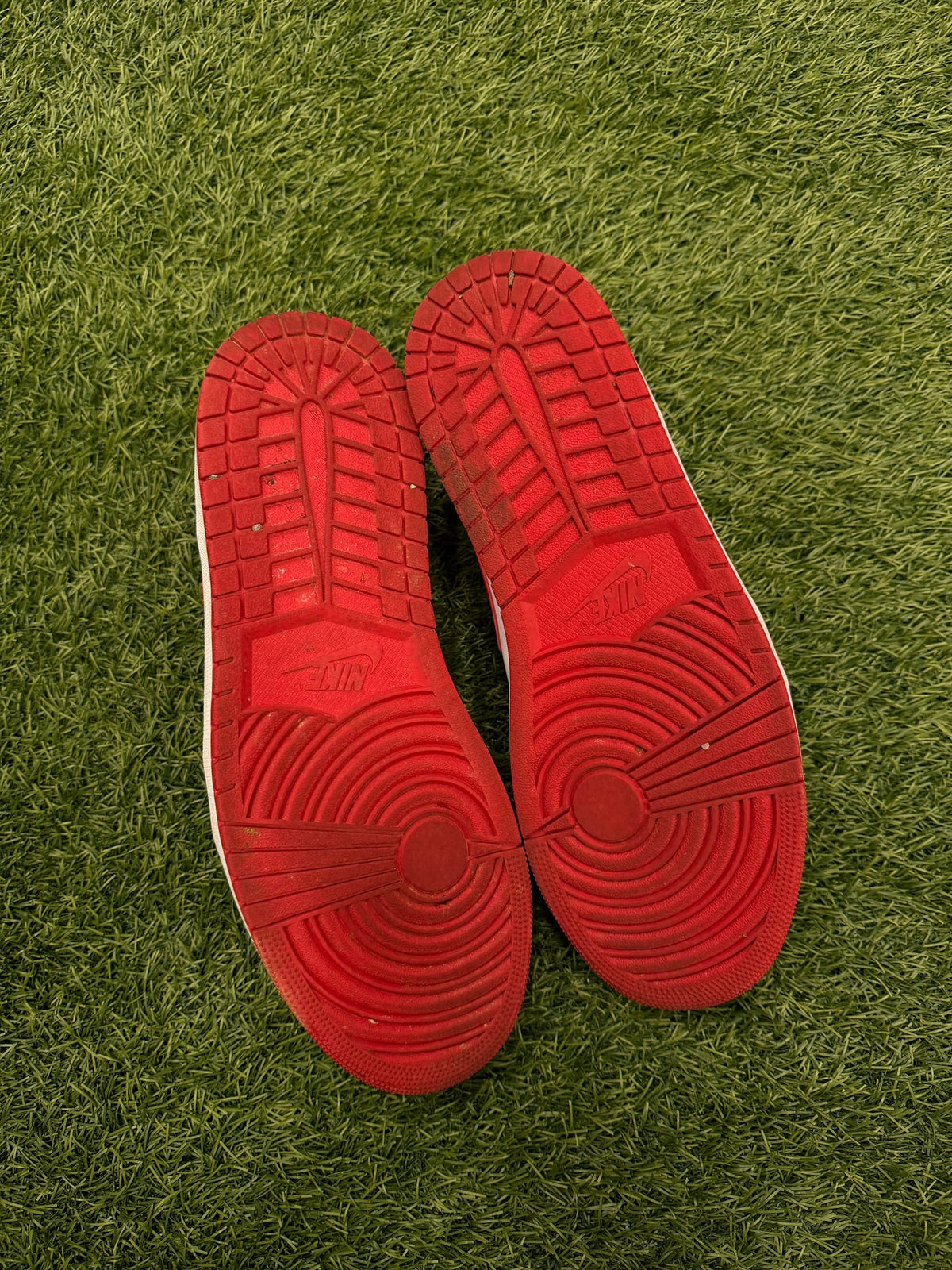 Jordan 1 Retro Low OG University Red