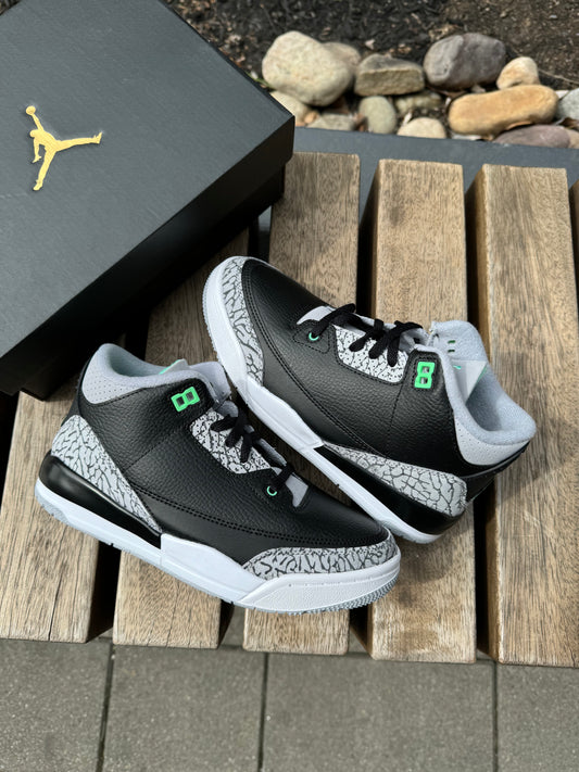 Air Jordan 3 “Green Glow” (PS)