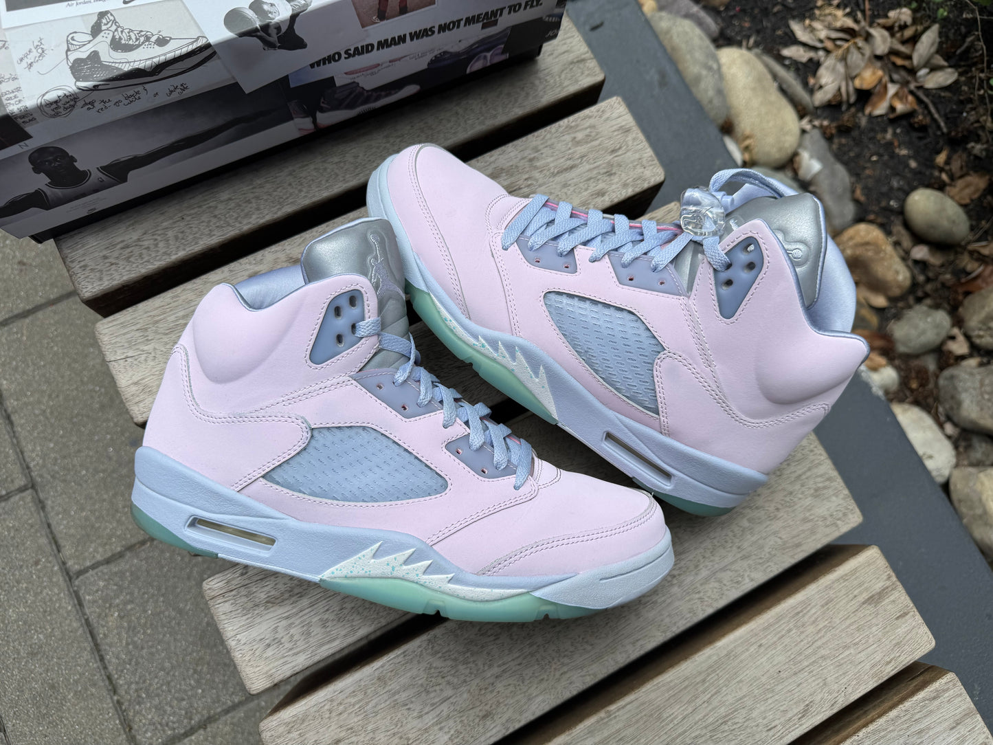 Jordan 5 Retro Easter (2022) *USED*