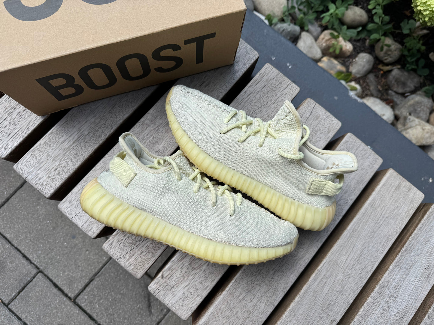 adidas Yeezy Boost 350 V2 Butter *USED*