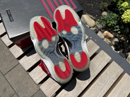 Jordan 11 Retro Win Like 96 *USED*