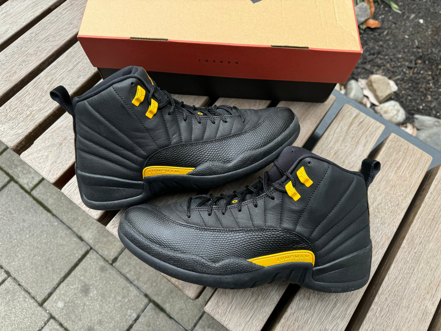 Jordan 12 Retro Black Taxi *USED*