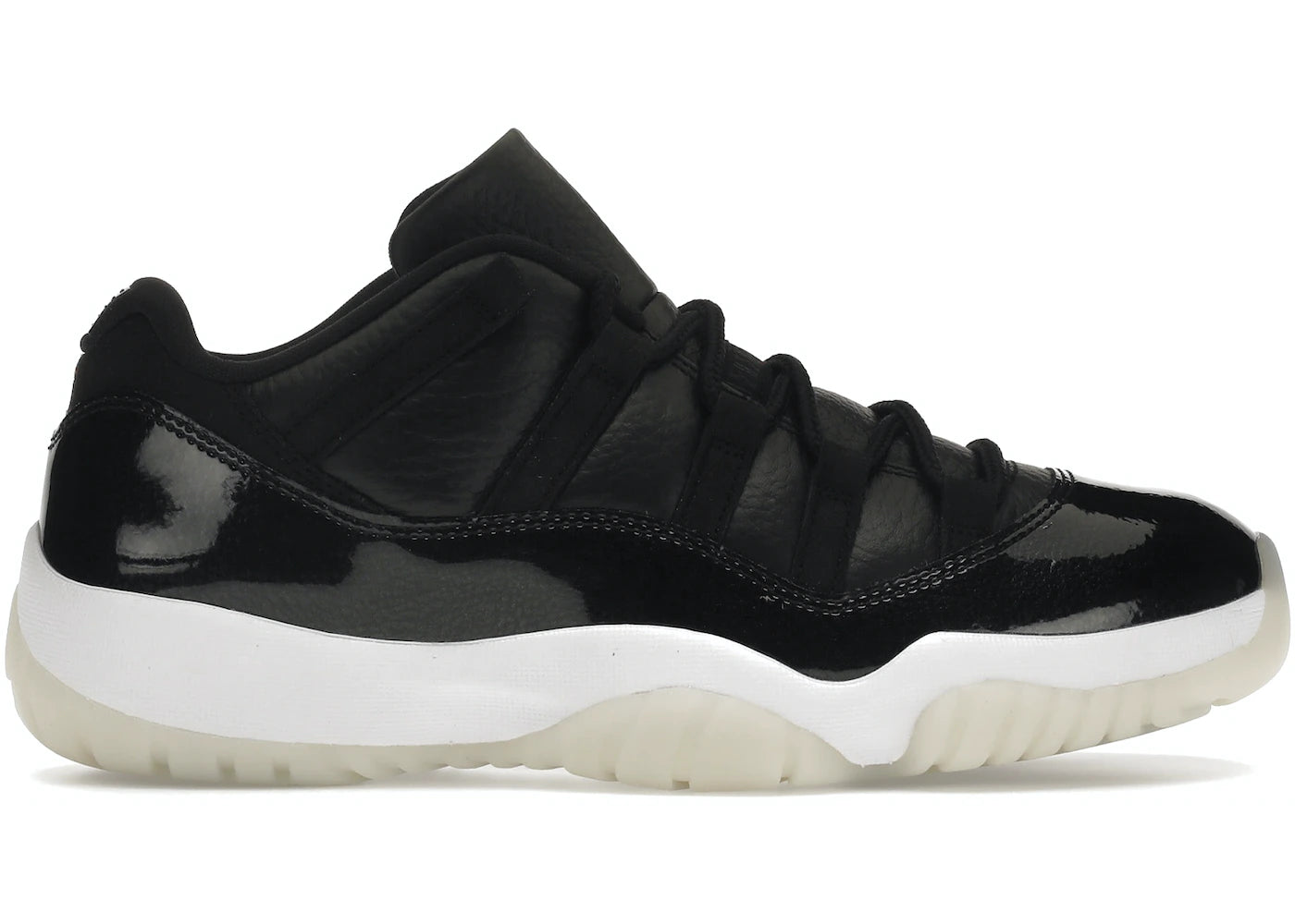 Jordan 11 Retro Low 72-10 *USED* (REP BOX)