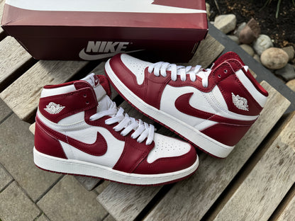 Jordan 1 Retro High OG Artisanal Team Red (GS) *USED*