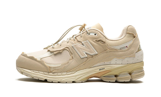 New Balance 2002R Protection Pack “Sandstone” (GS)