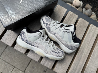 Jordan 11 Retro Low Snake Light Bone (GS) *USED*