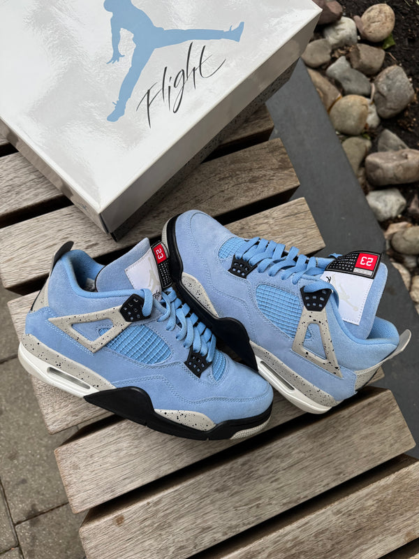 Jordan 4 Retro University Blue *USED*
