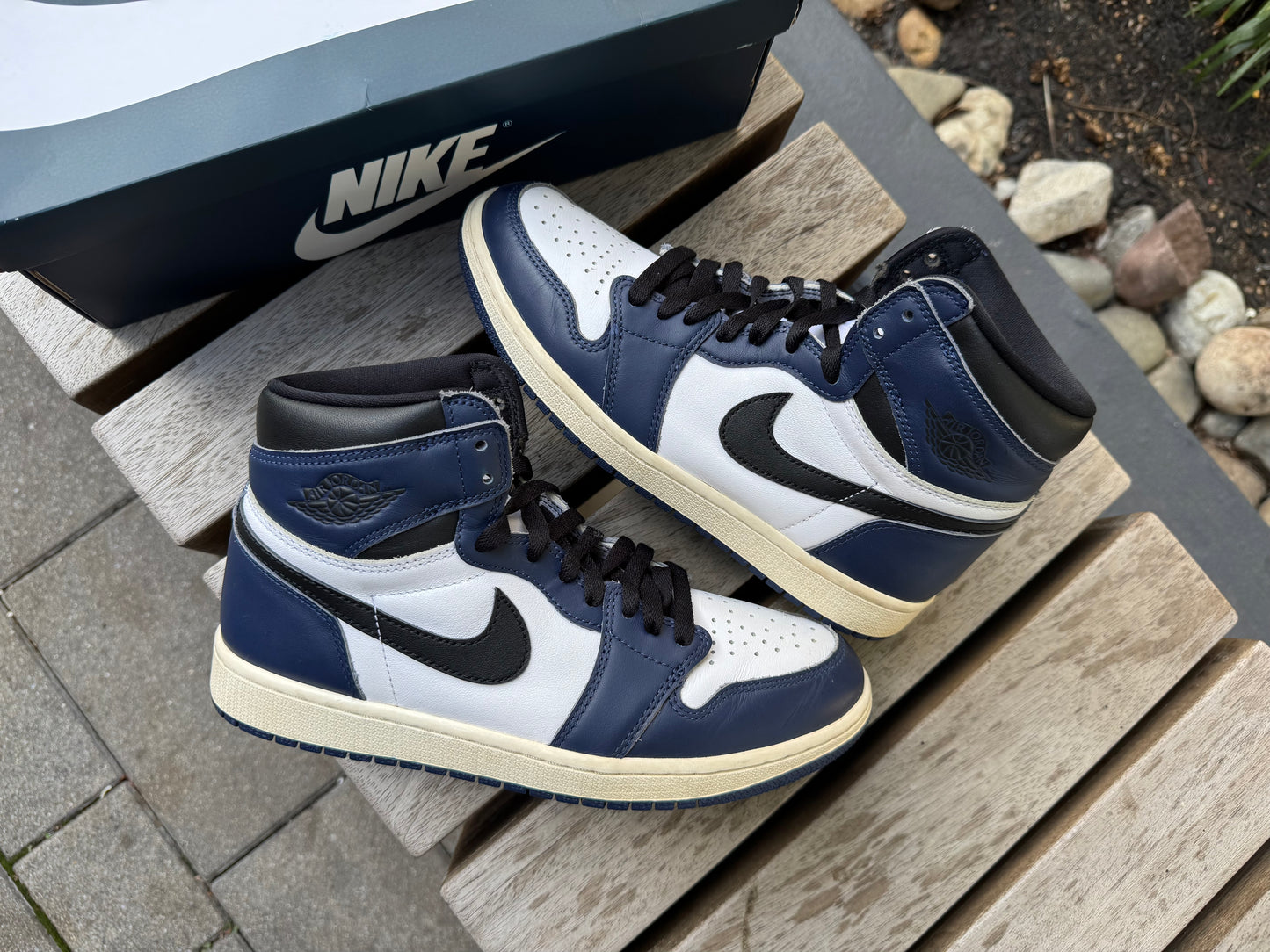 Jordan 1 Retro High OG Midnight Navy *USED*