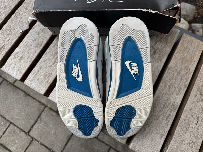 Jordan 4 Retro Military Blue (2024) *USED*